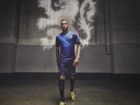 IM英雄联盟竞猜-开拓者粉碎黄蜂，锡安彻底打爆防线，新奥尔良的统治之夜