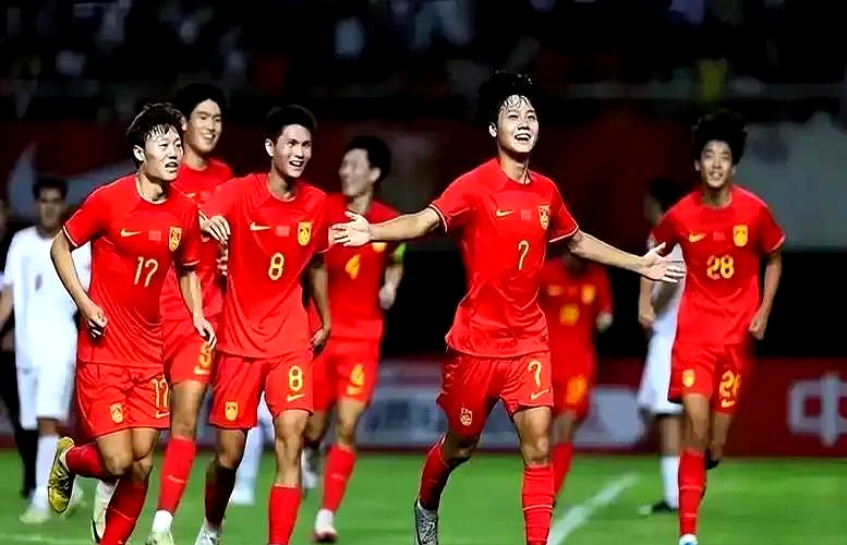 雷霆队球员公开批评教练战术安排，俱乐部震荡的简单介绍
