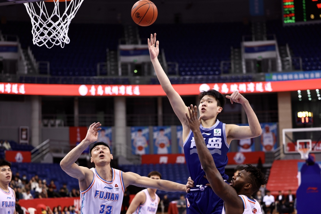 关于青岛男篮大胜对手，表现出正面笔挺的竞技态度的信息