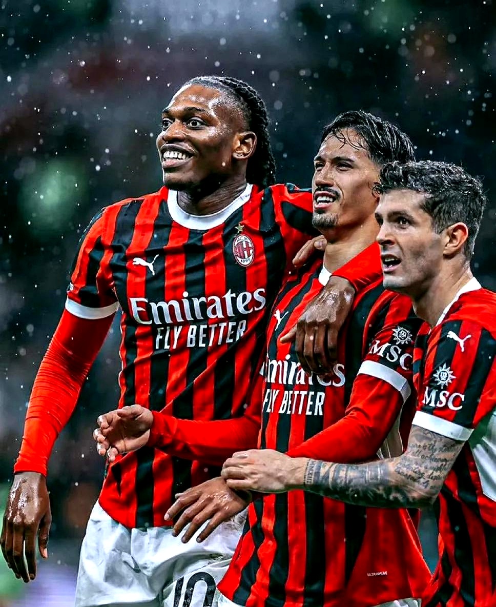 AC米兰主场逆转那不勒斯,获得宝贵三分的简单介绍 AC米兰主场逆转那不勒斯,获得宝贵三分的简单介绍