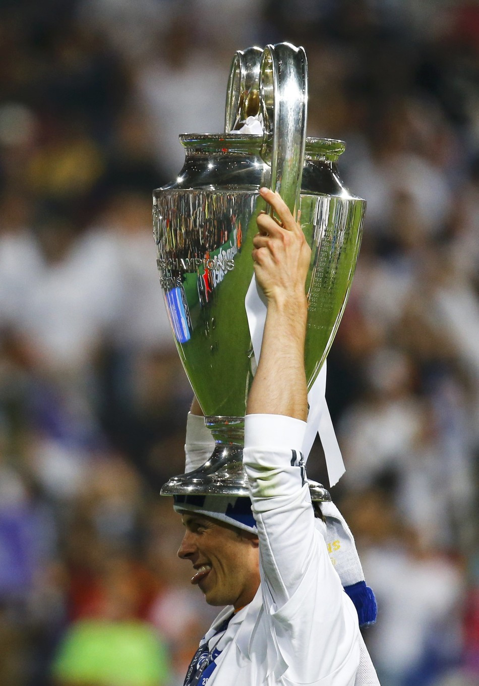 欧洲联赛冠军赛上演激烈角逐,最终决定胜者 欧洲联赛冠军赛上演激烈角逐,最终决定胜者