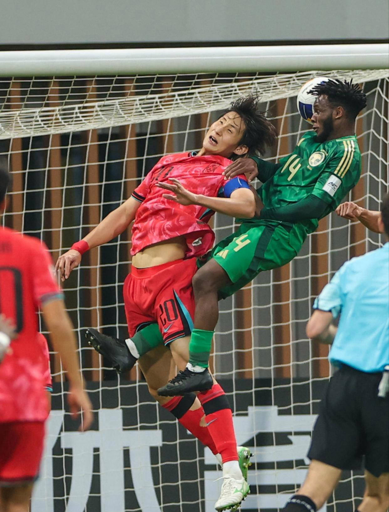 爱沙尼亚队欧预赛中艰难抗击，迎接挑战