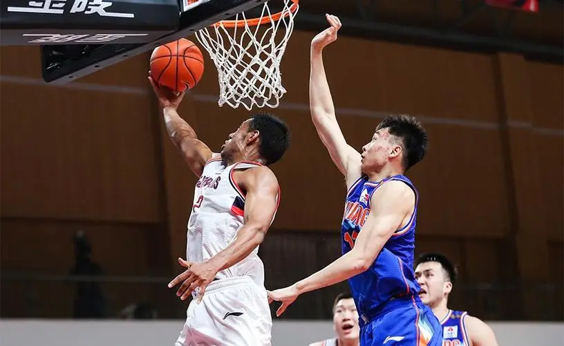 江苏龙狮队紧张备战,欲取胜靠团队合作的简单介绍 江苏龙狮队紧张备战,欲取胜靠团队合作的简单介绍