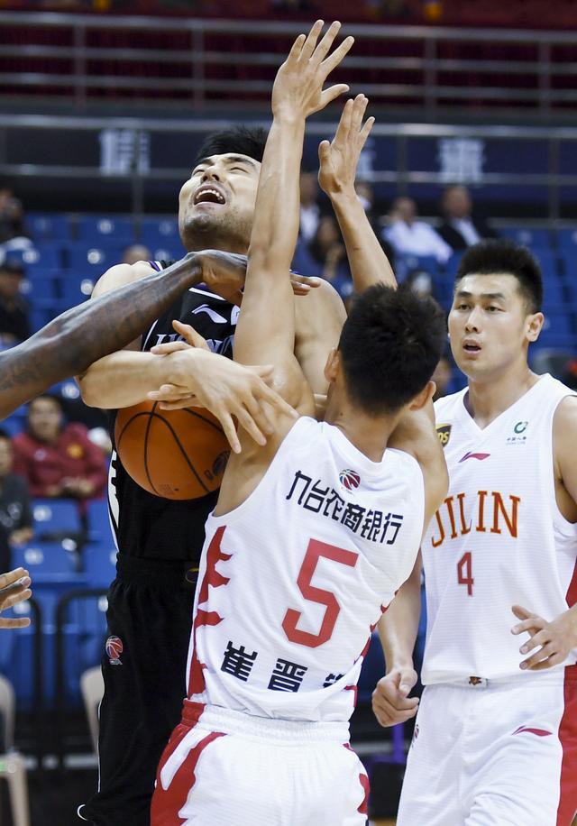 包含九台农商银行参与CBA公益活动,助力贫困地区学生的词条 包含九台农商银行参与CBA公益活动,助力贫困地区学生的词条