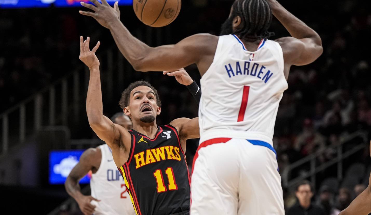 灰熊主场逆转老鹰,联手拿下胜利的简单介绍 灰熊主场逆转老鹰,联手拿下胜利的简单介绍