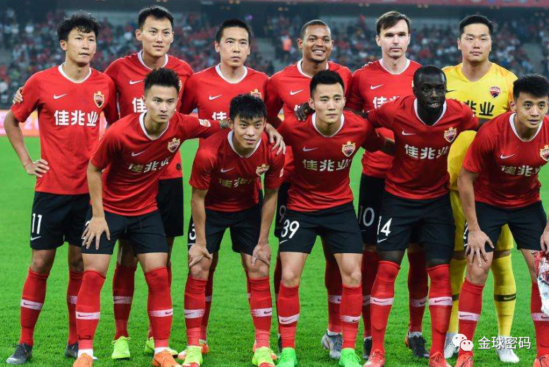 苏宁客场3-1击败深圳佳兆业，积分缩小差距的简单介绍