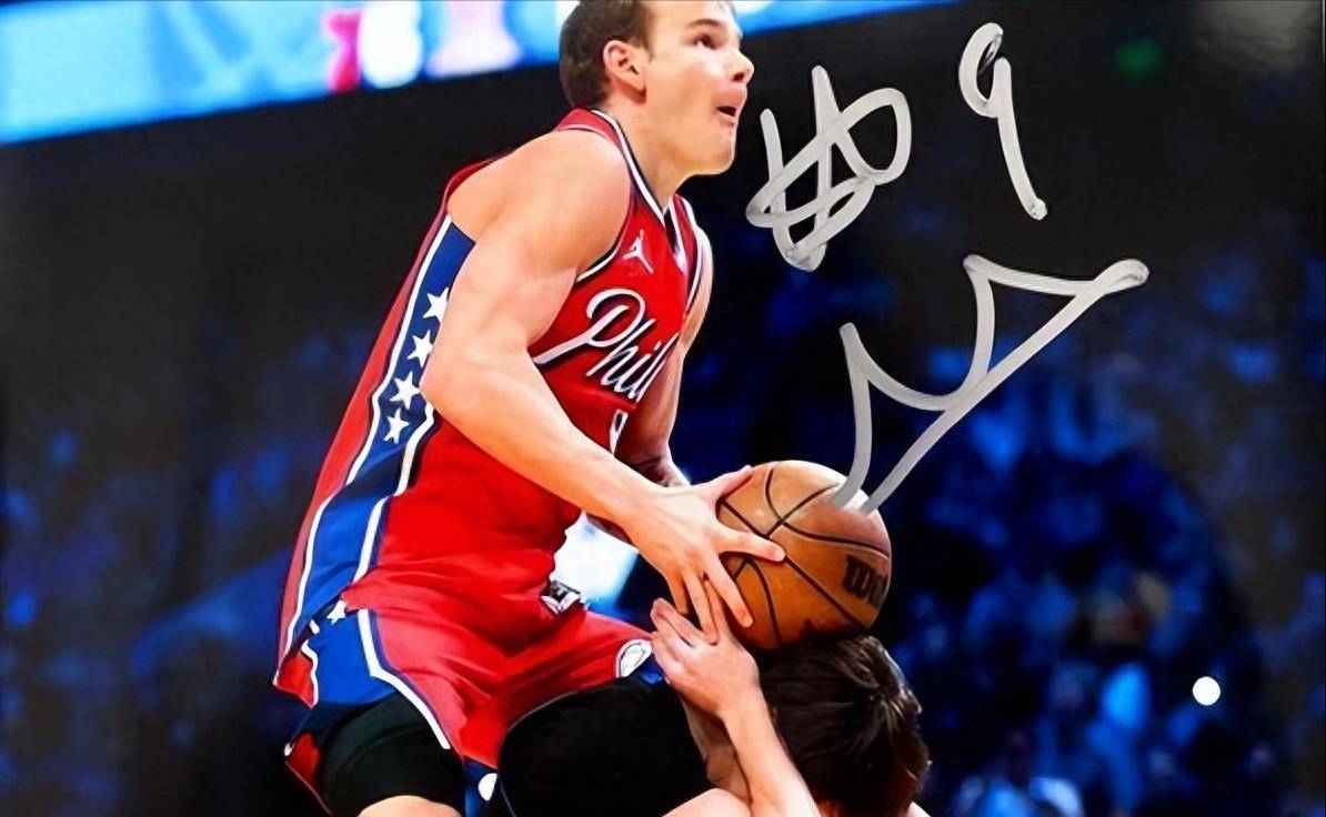 包含阿尔维斯加盟里昂,将为球队注入新活力的词条 包含阿尔维斯加盟里昂,将为球队注入新活力的词条